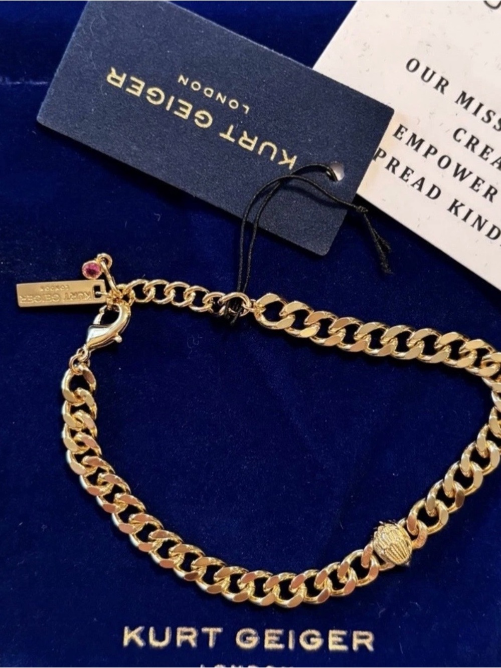 Kurt Geiger Gold Curb Chain Bracelet with Eaglehead - Picture 4 of 8